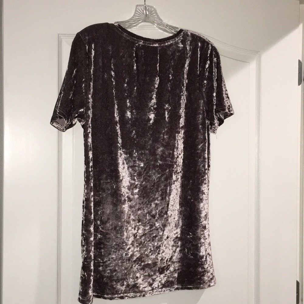 POL V neck velvet top M in mocha. EUC. No stains or tears. Reposhing - Picture 2 of 3